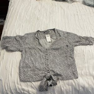 NWT Abercrombie crop top